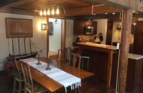 Stratton Ski Chalet | Best Pricing for Xmas, MLK, and February break. Ski Mt Snow or Stratton