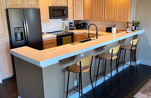 Coeur d'Alene Condo | Best spot on the Lake, Water Front, View of the floating Green Golf Coarse