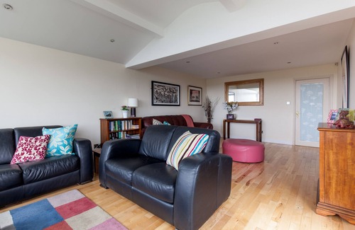 Castlereagh House | Best View in Belfast! Spacious four bedroom family home