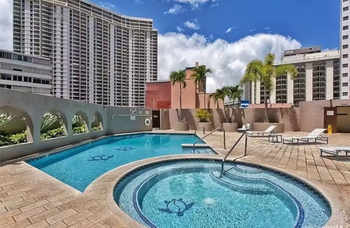 Waikiki Condo | Best View in Honolulu