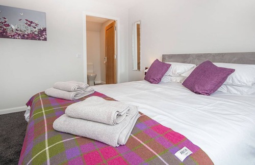 Tain Apartment | Best views of Balintore Beach