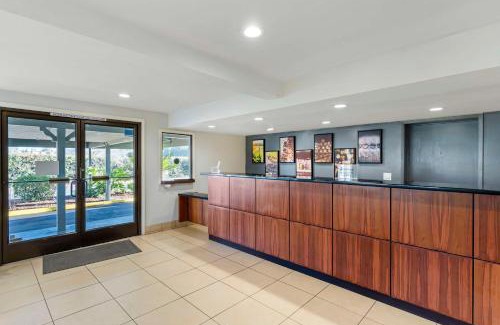Fairfield Hotel | Best Western Cordelia Inn