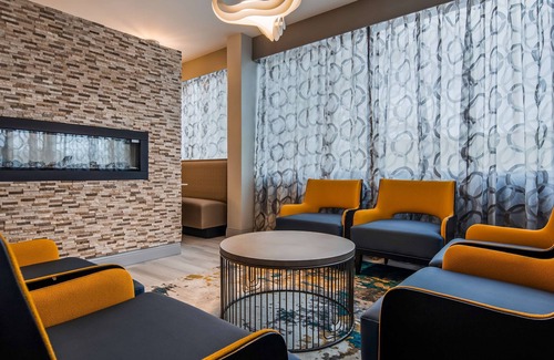 Bloomington Hotel | Best Western Plus Bloomington East Hotel