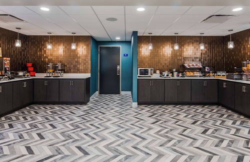 Bloomington Hotel | Best Western Plus Bloomington East Hotel