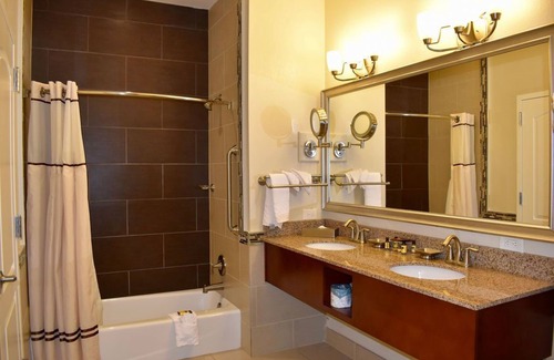 Easton Hotel | Best Western Plus Easton Inn & Suites