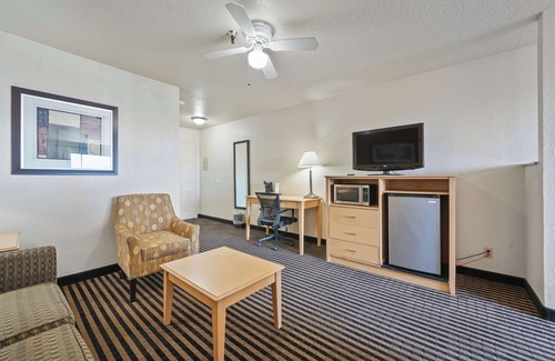 Manteca Hotel | Best Western Plus Executive Inn & Suites