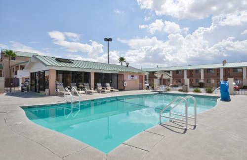 Kingman Hotel | Best Western Plus King's Inn and Suites