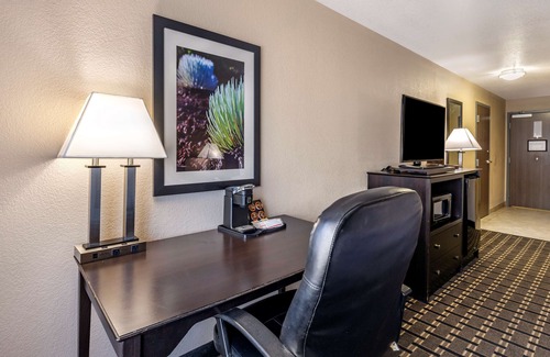 West Sahara Hotel | Best Western Plus Las Vegas West