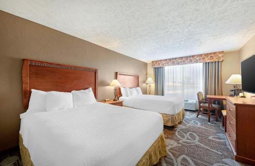 Kearney Hotel | Best Western Plus Mid Nebraska Inn & Suites