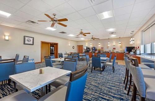 Kearney Hotel | Best Western Plus Mid Nebraska Inn & Suites