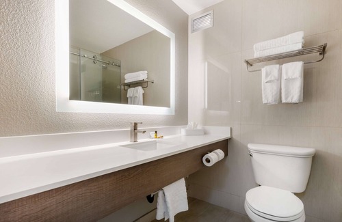 Sparks Hotel | Best Western Plus Sparks-Reno Hotel