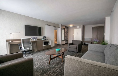 Sparks Hotel | Best Western Plus Sparks-Reno Hotel