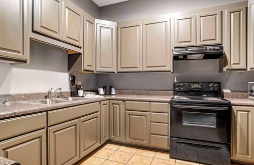 Demopolis Hotel | Best Western Plus Two Rivers Hotel & Suites