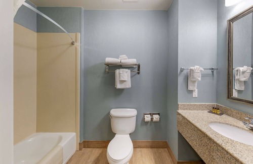 Wasco Hotel | Best Western Plus Wasco Inn & Suites