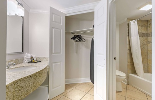 Harvey Hotel | Best Western Plus Westbank