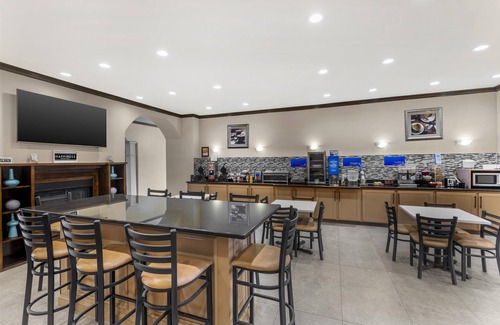 Thackerville Hotel | Best Western Red River Inn & Suites