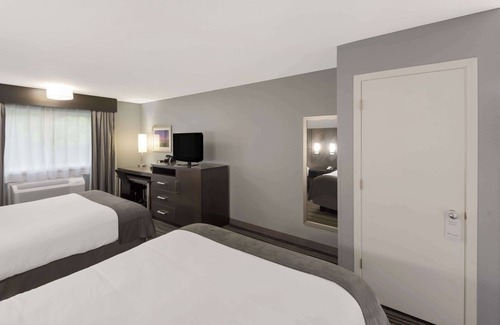 Danville Hotel | Best Western Riverside Inn