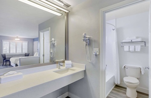 Gila Bend Hotel | Best Western Space Age Lodge