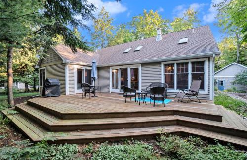 Glen Arbor House | Between the Lakes