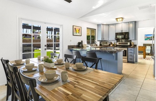 Araby House | Beverly Chills - A Palms To Pines Property