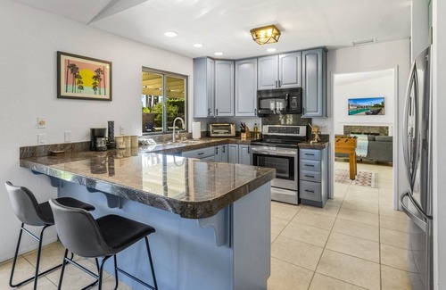 Araby House | Beverly Chills - A Palms To Pines Property