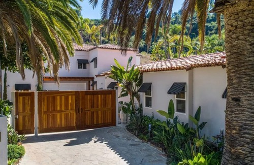 Beverly Hills House | Beverly Hills Mediterranean Estate Add Event's with Upgraded Package & Approval