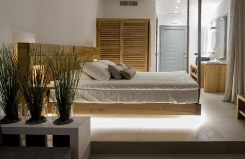 Kini Apartment | BH788 - C - Suite Syros