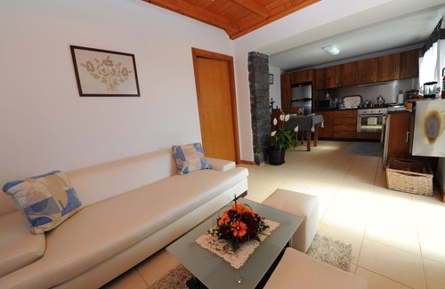 Arco da Calheta Cottage | BHF Residences Bordadeira