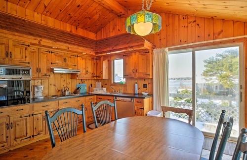 Biddeford Pool House | Biddeford Retreat w/Deck, Grill & Ocean Views!