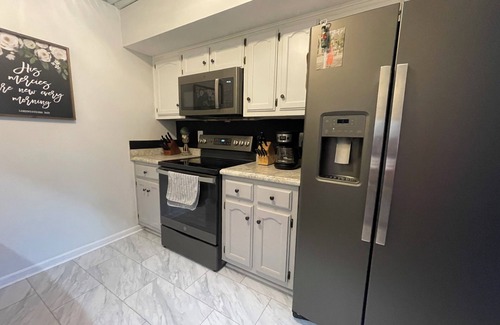 Northport House | Big AL's (Heated) Pool House sleeps KKKQQ