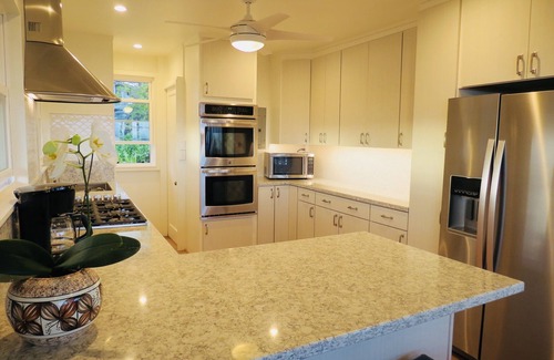 Maunalani Heights House | BIG ALOHA & AWESOME VIEW AT THIS HAWAIIAN HOME!