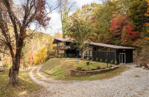 Bryson City House | Big Blue Cabins