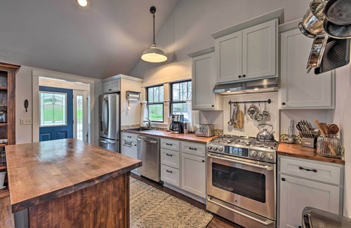 Hartford House | Big Cedar Lake House: Views, 100 Ft to Water!