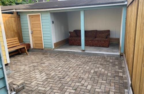 Lower Garden District Apartment | Big Easy Cottage