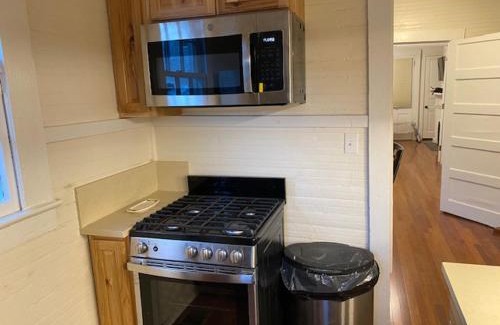 Lower Garden District Apartment | Big Easy Cottage