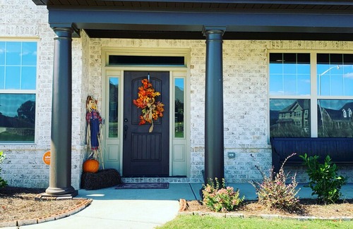 New Market House | BIG HOUSE on Flint River-For Large Family, corporate retreat, & kayaking weekend