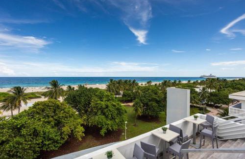 South Beach Apartment | Big studio with rooftop pool ocean view