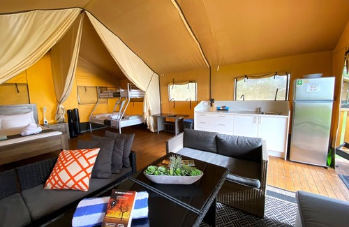 Blacks Beach RV Rental | BIG4 Mackay Blacks Beach Holiday Park