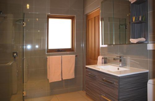 Coober Pedy Apartment | BIG4 Stuart Range Outback Resort