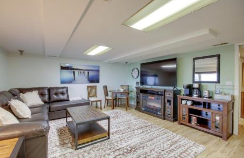 Billings Apartment | Billings Apartment with Fireplace and Smart TV