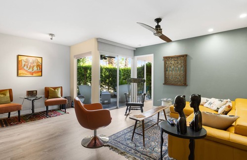 Deepwell Estates Condo | Biltmore III #127 - Palm Springs Condo