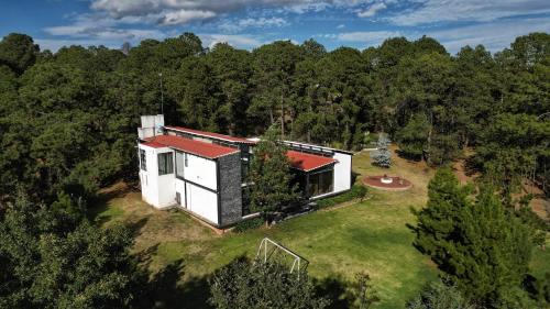 San Miguel Regla House | BIMBA en el corazón del bosque, Huasca