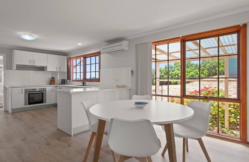 Lake Wangary House | Bimbadeen has commanding views to impress