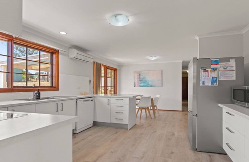 Lake Wangary House | Bimbadeen has commanding views to impress