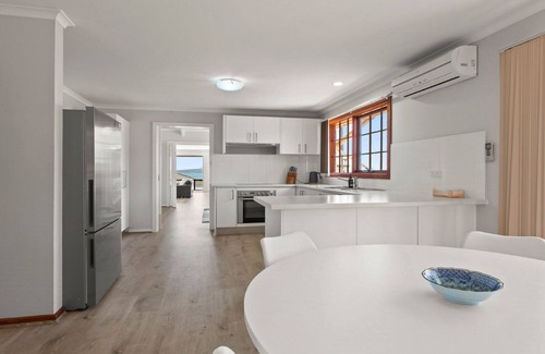 Lake Wangary House | Bimbadeen has commanding views to impress