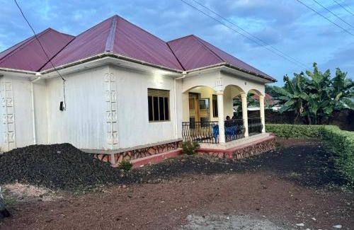 Kisoro House | Binga villa
