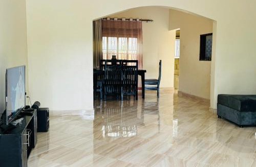 Kisoro House | Binga villa