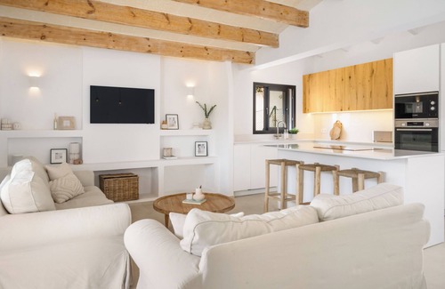 Binibeca Villa | BINI CALA - Modern 4 bedroom villa 300m to Binibeca Beach