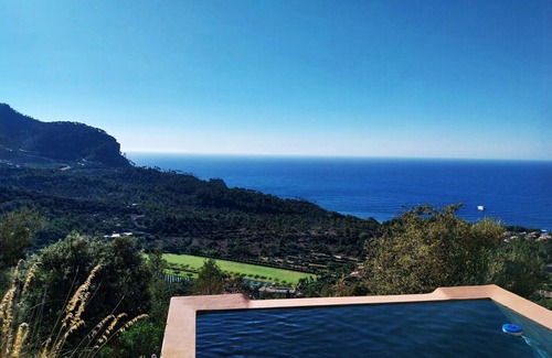 Banyalbufar Ski Chalet | Binimira, amazing villa & sea views!