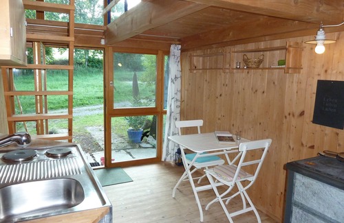 Rueggisberg Apartment | Biodiverse & organic with pond & sauna, regional cuisine on request, coaching